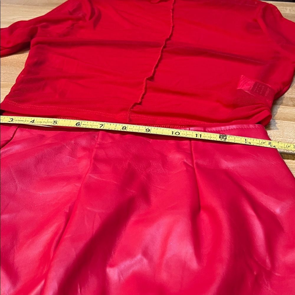 #1077+ Elegant Red Women's Skirt - Picture 5 of 6